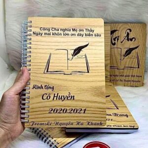 Sổ tay bìa gỗ khắc theo yêu cầu